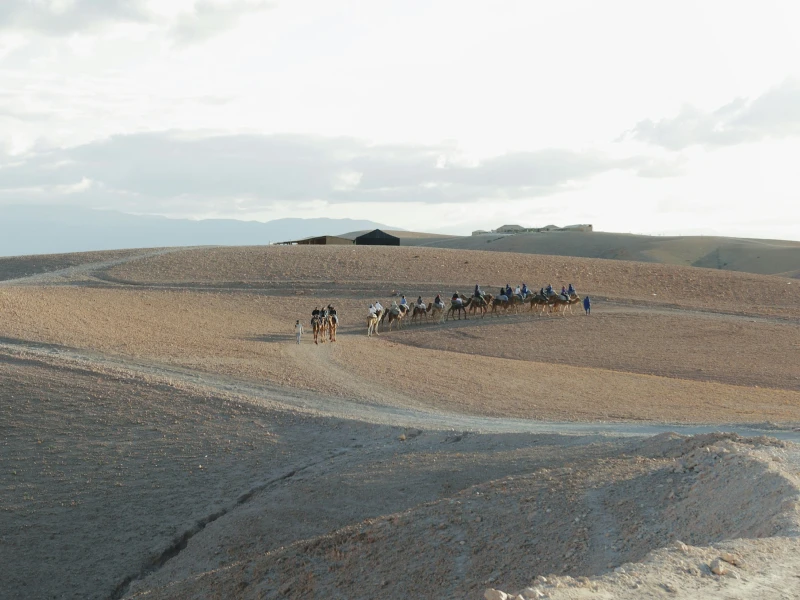 lina_travel_marrakech_transfert_prive_marrakech_galery_excursion_d_une_journ_e_au_d_sert_d_agafay01