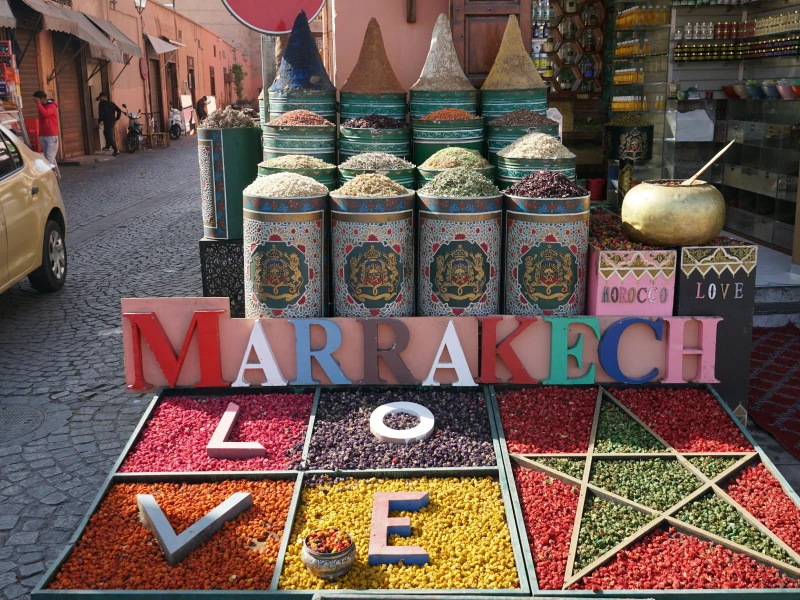 lina_travel_marrakech_transfert_prive_marrakech_galery_visite_guid_e_de_marrakech_en_journ_e03